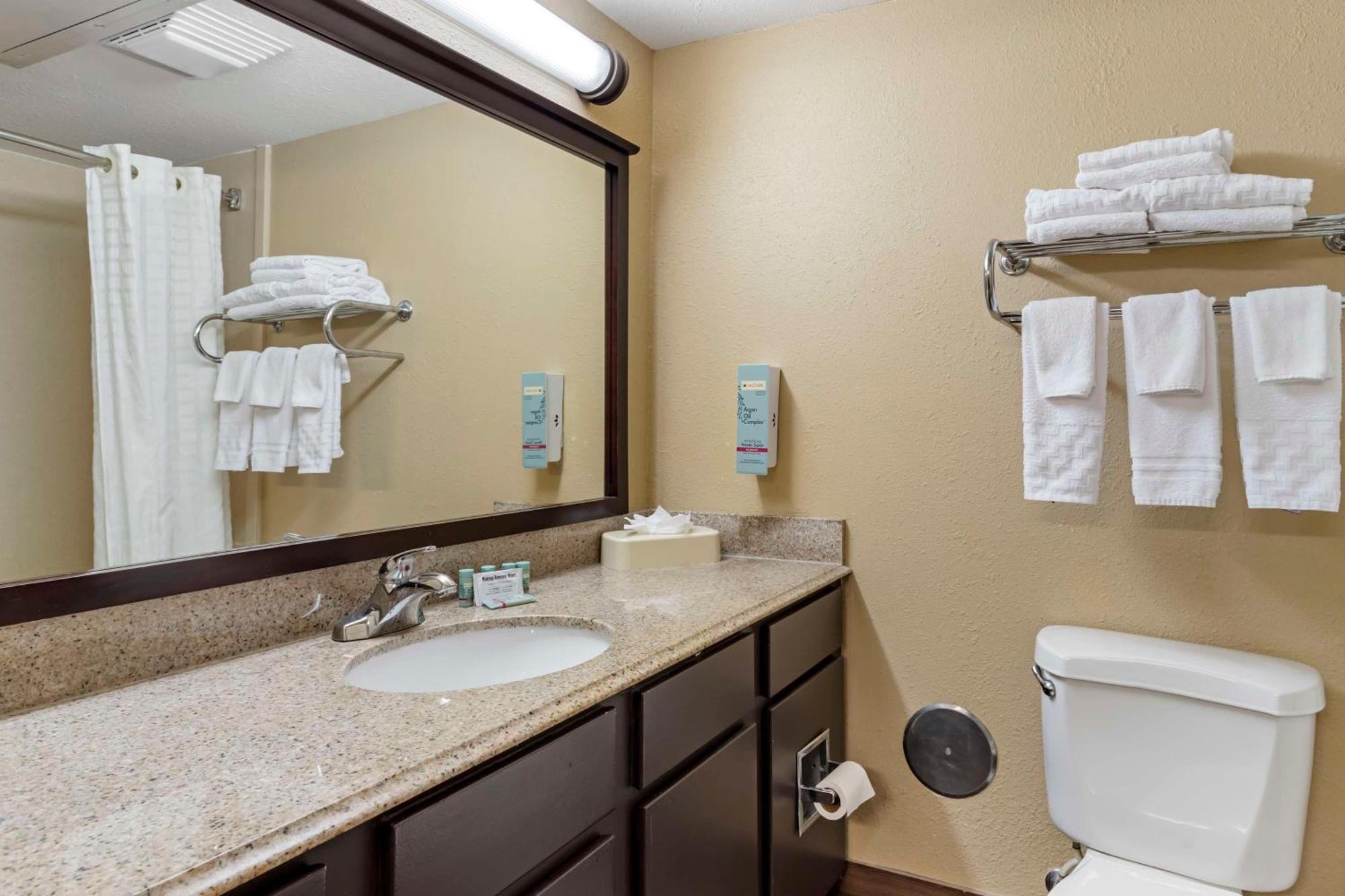 Best Western Of Alexandria Inn & Suites & Conference Center Εξωτερικό φωτογραφία