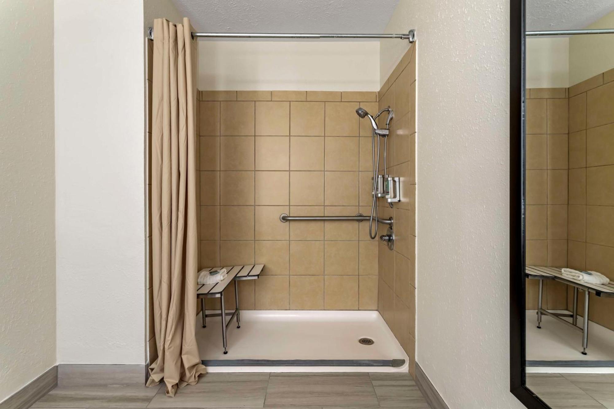 Best Western Of Alexandria Inn & Suites & Conference Center Εξωτερικό φωτογραφία